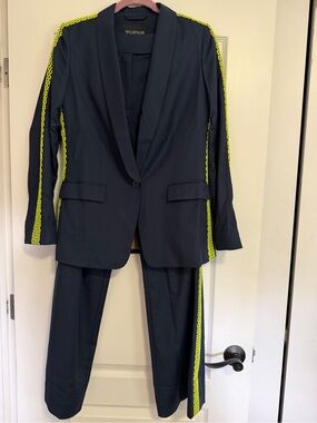 Wildfang The Empower Blazer & Trousers (Size M & 10)